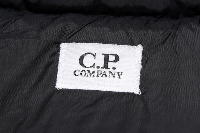 CP  Down Jacket 5021 - Image 6