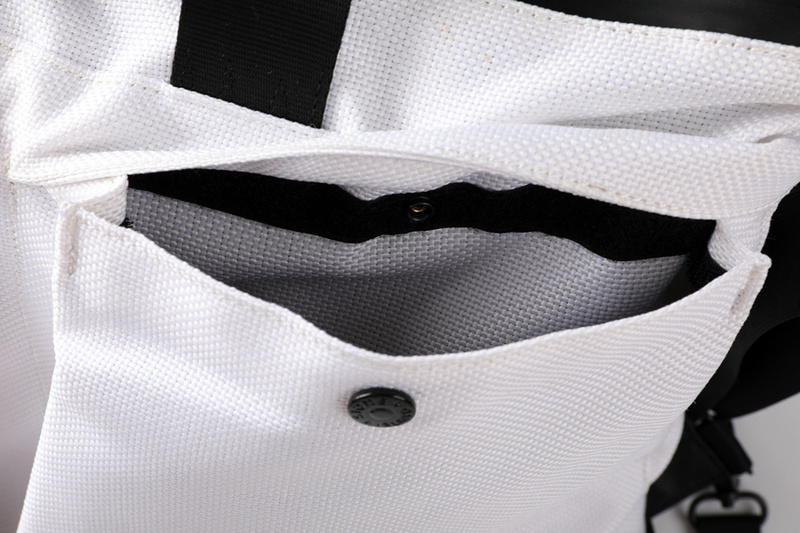 SI Three using reflective bag (0.95kg) 1483 - Image 37