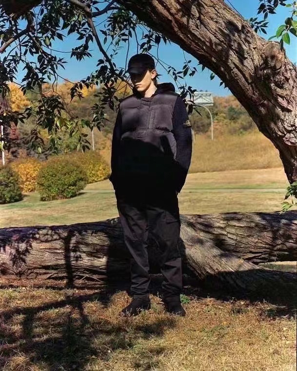 SI Down Vest  3964 - Image 3