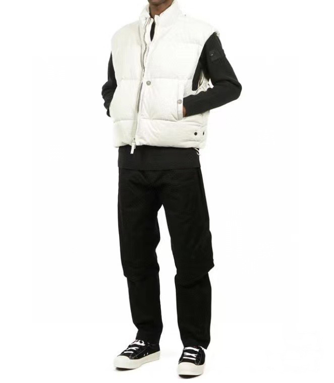 SI  Down Vest 4035 - Image 5