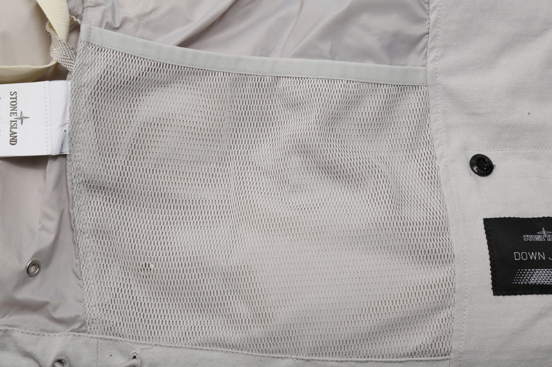 SI  Down Vest 4035 - Image 60