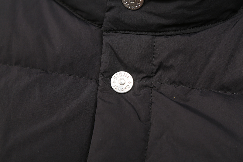 SI  Down Vest 4064 - Image 28