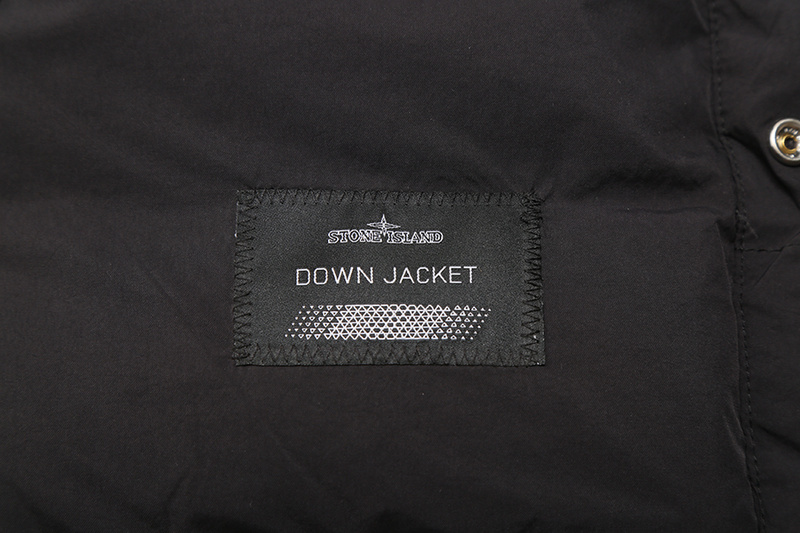 SI  Down Vest 4064 - Image 48