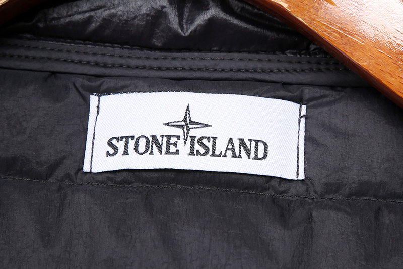 SI  Down Vest 4978 - Image 19