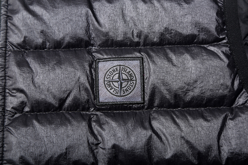 SI  Down Vest 4978 - Image 24