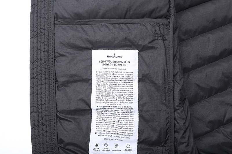 SI  Down Vest 4978 - Image 30