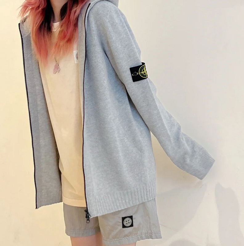 SI 509A3 Sweater 3056 - Image 3