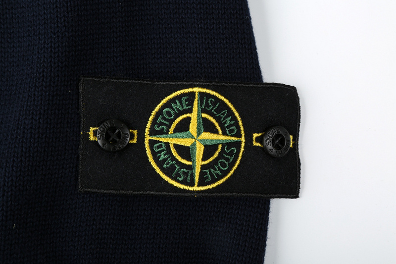 SI Sweater 2322 - Image 10