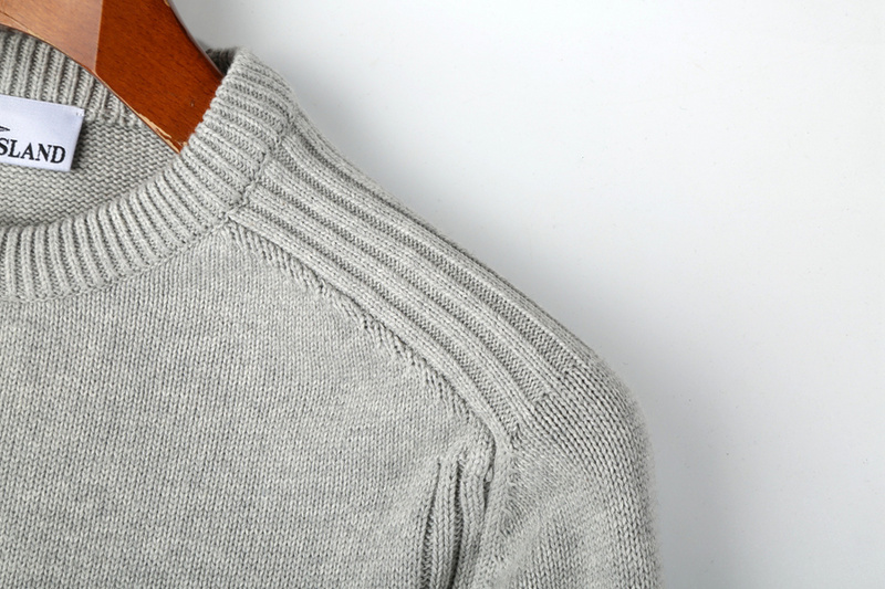SI Sweater 2322 - Image 17