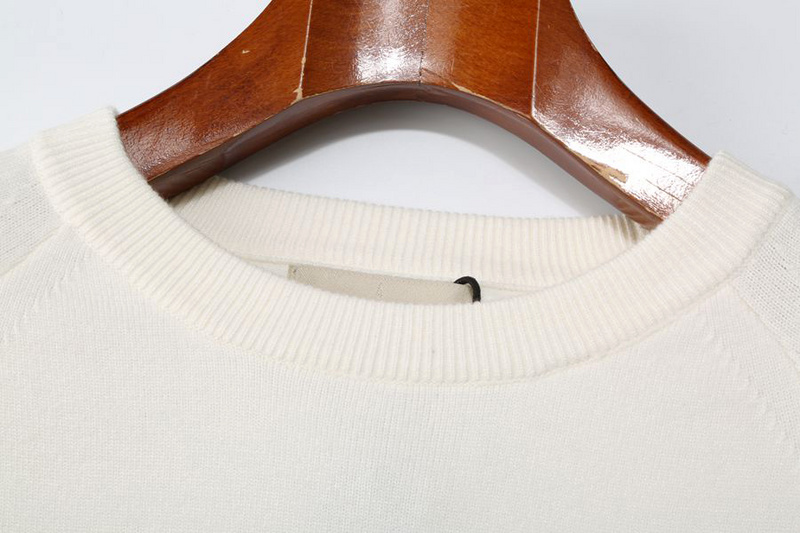 SI Sweater 2822 - Image 20