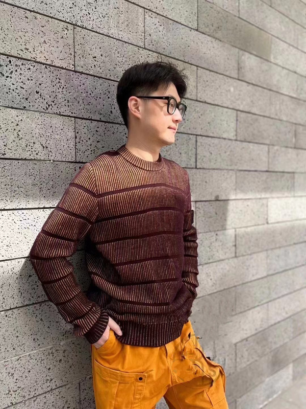 SI Sweater  4198 - Image 2