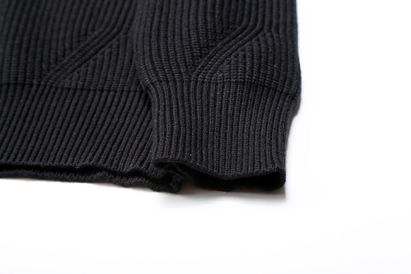 SI Sweater 4981 - Image 24
